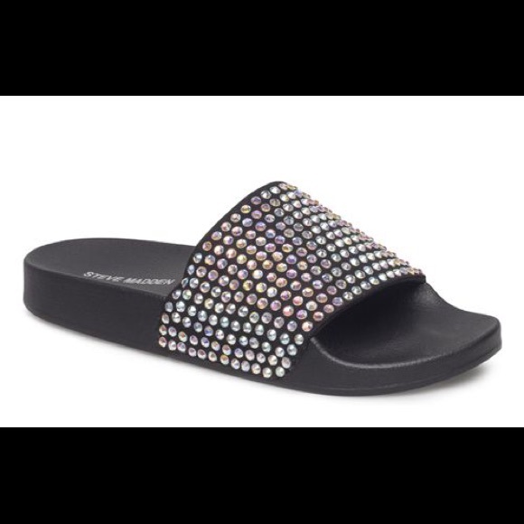 Steve Madden Shoes - 🍒SALE🍒 Steve Madden Slides